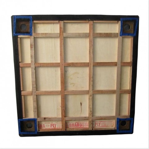 Thrax Turbo Carrom Board Full Size With Coins And Striker